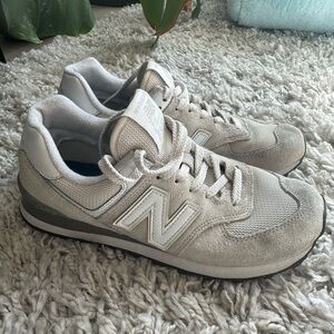 Woman's New Balance 574 Core Classics - Grey/White - Nimbus Cloud - Size 7.5